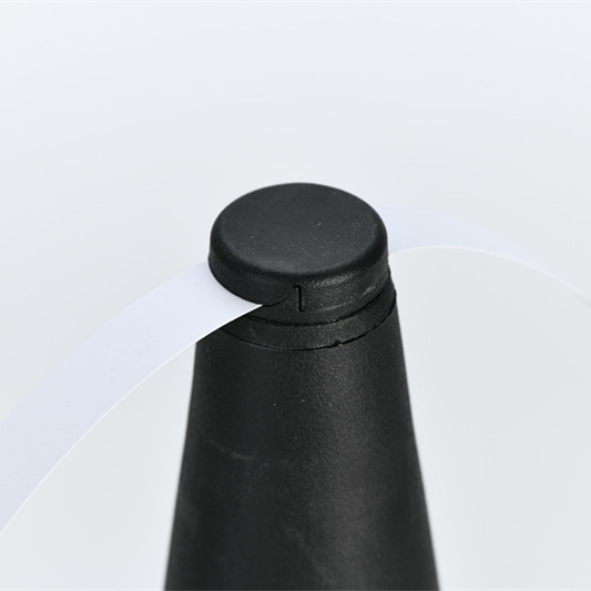 Ventilatore da tavolo ricaricabile alimentato a batteria ABS sostenibile per spazi esterni 6