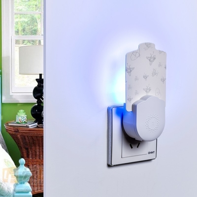 20-50 metri quadrati Applicabile elettrico per parete con presa di corrente UV Lampada anti zanzara Stato solido Altamente efficace