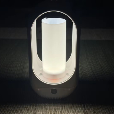 Un buon prezzo. 15*8*7CM Taglia USB ricaricabile UV Lampada anti zanzara Lampada anti insetto Falena Night Light con cartellone adesivo in linea